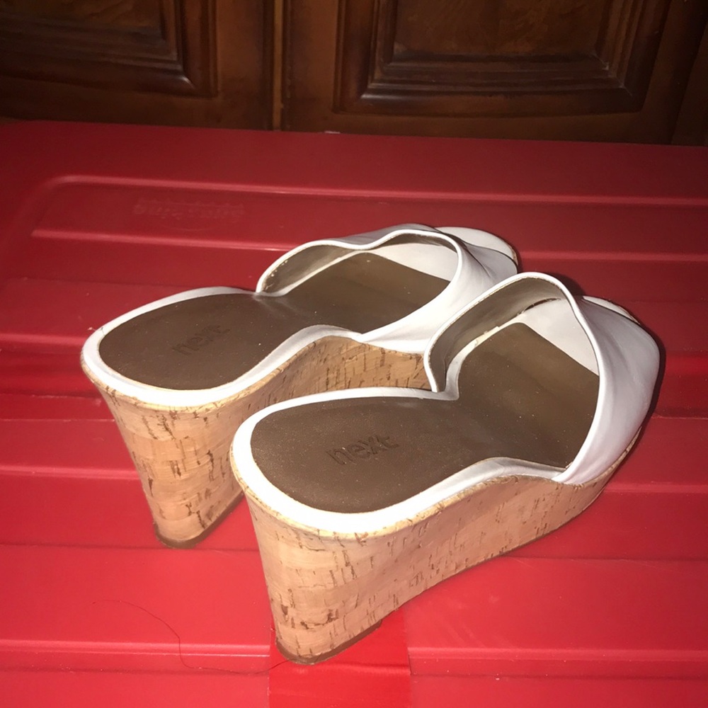 Shoes - Picture 3 of 4